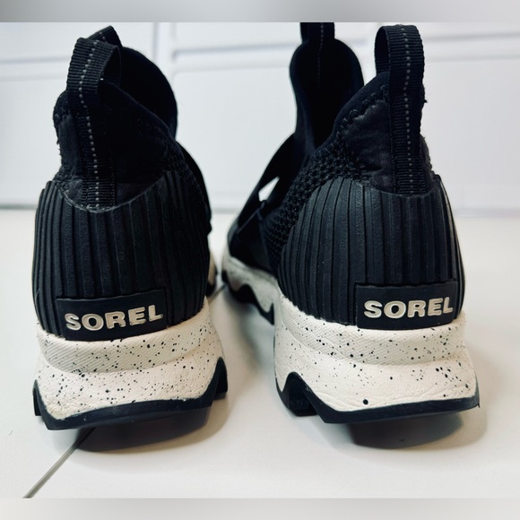 Sorel Kinetic Mesh Sneakers Black Embossed Zebra SZ 7.5 like new! - Picture 5 of 16